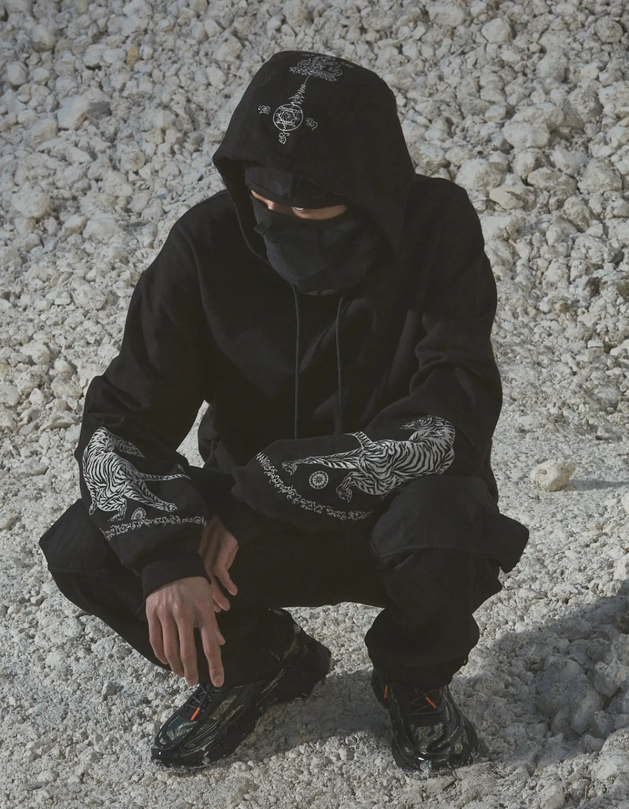 Hooded Sweats*Maharishi 4280 Duelling Tigers Embroidered Hooded Sweat Black