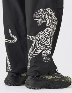 Original Snopants*Maharishi 4282 Duelling Tigers Embroidered Loose Snopants® Black