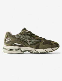 Footwear*Maharishi X Mizuno Fire Phoenix Wave Rider 10 Olive